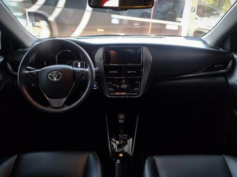 TOYOTA Yaris Sedan 1.5 16V 4P FLEX XLS CONNECT MULTIDRIVE AUTOMTICO CVT, Foto 9