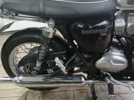 TRIUMPH Boneville T120 1200 , Foto 7