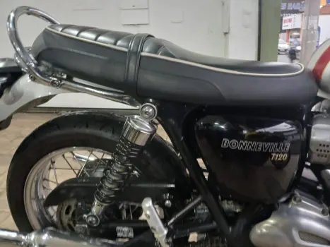TRIUMPH Boneville T120 1200 , Foto 8