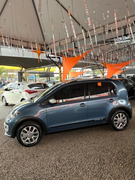 VOLKSWAGEN Cross UP 1.0 12V 4P TSI FLEX, Foto 4