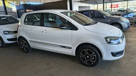 VOLKSWAGEN Fox 1.0 4P SELEO FLEX, Foto 4