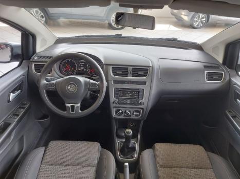 VOLKSWAGEN Fox 1.6 4P TREND FLEX, Foto 15