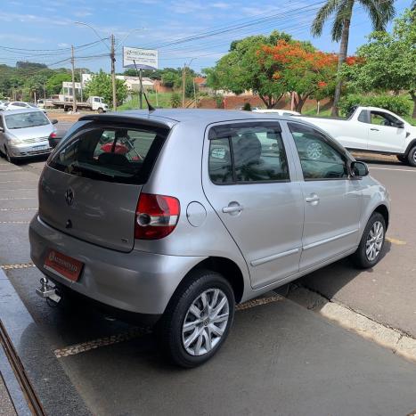 VOLKSWAGEN Fox 1.6 4P, Foto 5