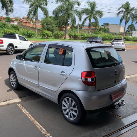 VOLKSWAGEN Fox 1.6 4P, Foto 6