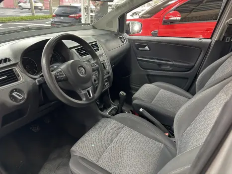 VOLKSWAGEN Fox 1.6 4P TREND FLEX, Foto 9