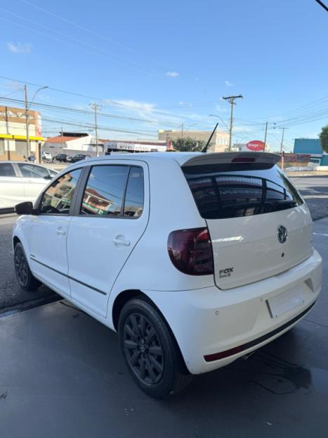 VOLKSWAGEN Fox 1.6 4P HIGHLINE FLEX, Foto 5