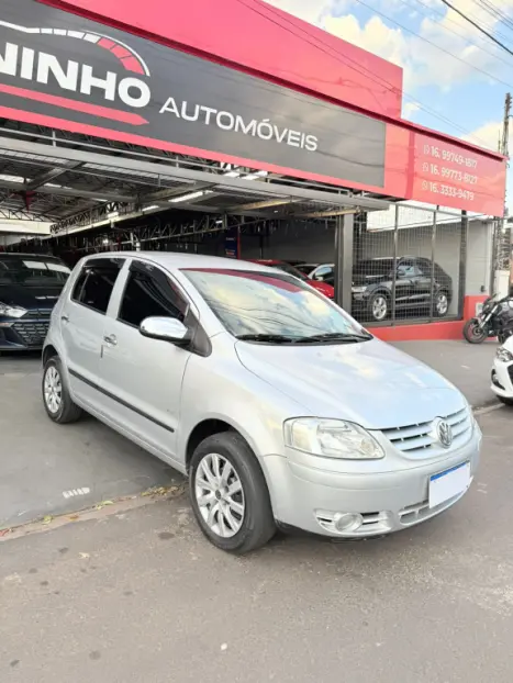 VOLKSWAGEN Fox 1.6 4P PLUS FLEX, Foto 2