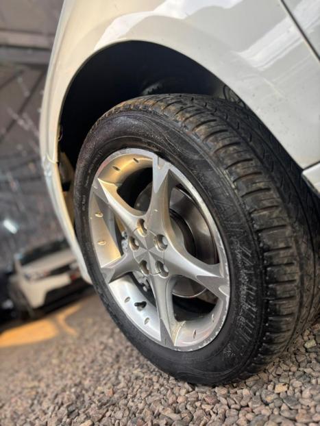 VOLKSWAGEN Fox 1.6 4P I-TREND FLEX, Foto 6