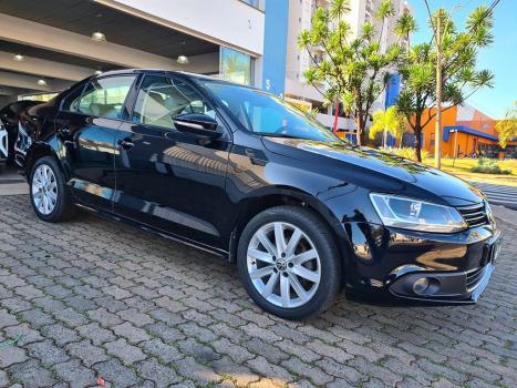 VOLKSWAGEN Jetta 2.0 4P CONFORTLINE FLEX, Foto 2