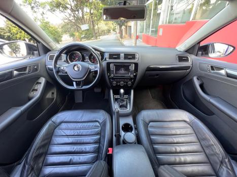 VOLKSWAGEN Jetta 2.0 4P TSI HIGHLINE 211 CV AUTOMTICO, Foto 3