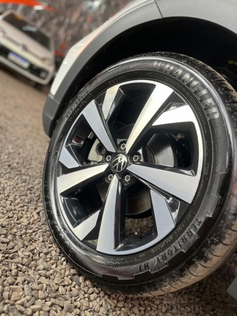 VOLKSWAGEN Nivus 1.0 4P FLEX 200 TSI HIGHLINE TURBO AUTOMTICO, Foto 8