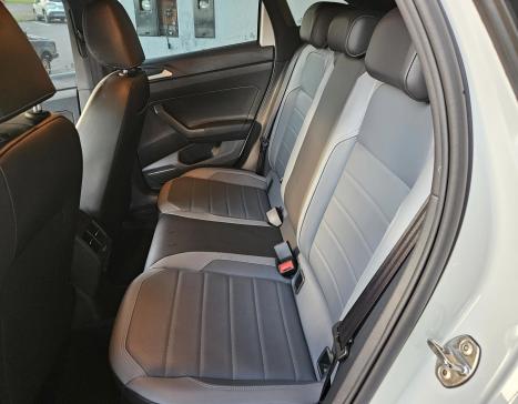 VOLKSWAGEN Nivus 1.0 4P FLEX 200 TSI HIGHLINE TURBO AUTOMTICO, Foto 6