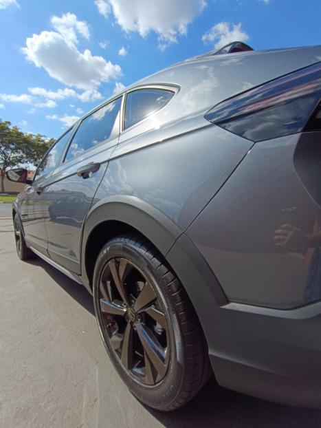 VOLKSWAGEN Nivus 1.0 4P FLEX 200 TSI HIGHLINE TURBO AUTOMTICO, Foto 8
