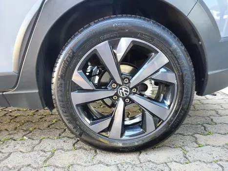 VOLKSWAGEN Nivus 1.0 4P FLEX 200 TSI HIGHLINE TURBO AUTOMTICO, Foto 10