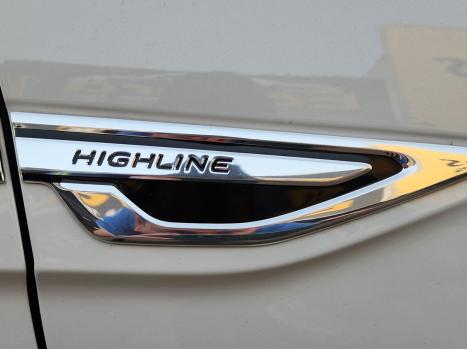 VOLKSWAGEN Nivus 1.0 4P FLEX 200 TSI HIGHLINE TURBO AUTOMTICO, Foto 4