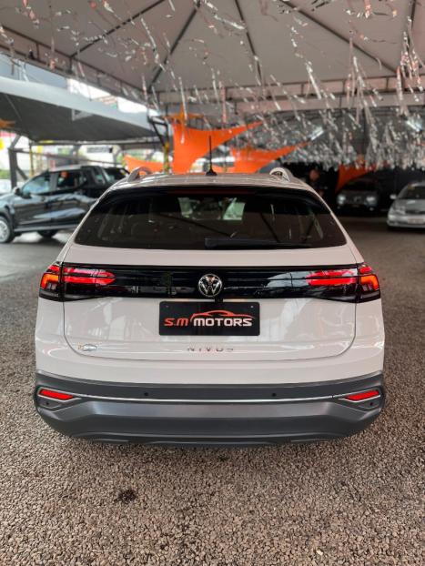 VOLKSWAGEN Nivus 1.0 4P FLEX 200 TSI HIGHLINE TURBO AUTOMTICO, Foto 7