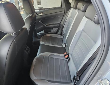 VOLKSWAGEN Nivus 1.0 4P FLEX 200 TSI HIGHLINE TURBO AUTOMTICO, Foto 6