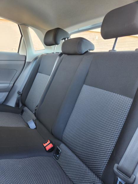 VOLKSWAGEN Polo Hatch 1.0 16V 4P, Foto 9