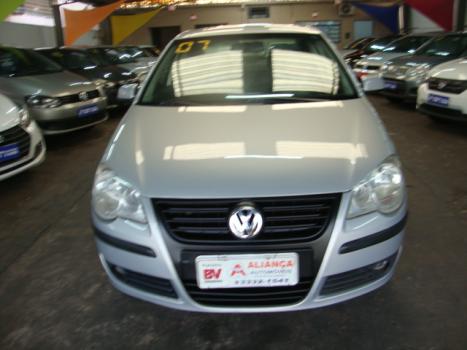 VOLKSWAGEN Polo Sedan 1.6 4P COMFORTLINE FLEX, Foto 1