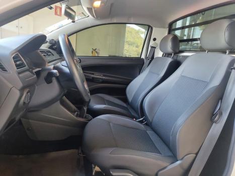 VOLKSWAGEN Saveiro 1.6 G7 CABINE SIMPLES ROBUST FLEX, Foto 4