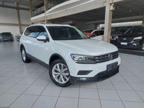 VOLKSWAGEN Tiguan 1.4 250 TSI TOTAL FLEX ALLSPACE COMFORTLINE TURBO AUTOMTICO TIPTRONIC, Foto 1