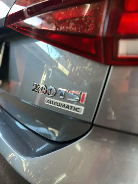 VOLKSWAGEN Virtus 1.0 4P 200 TSI FLEX COMFORTLINE AUTOMTICO, Foto 10