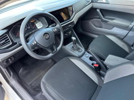 VOLKSWAGEN Virtus 1.0 4P 200 TSI FLEX COMFORTLINE AUTOMTICO, Foto 4
