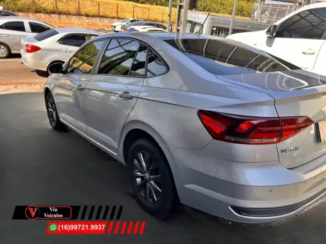 VOLKSWAGEN Virtus 1.0 4P 200 TSI FLEX COMFORTLINE AUTOMTICO, Foto 4