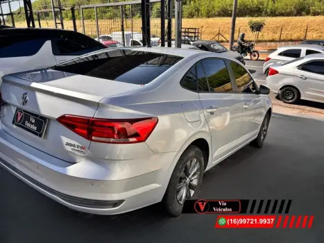 VOLKSWAGEN Virtus 1.0 4P 200 TSI FLEX COMFORTLINE AUTOMTICO, Foto 6