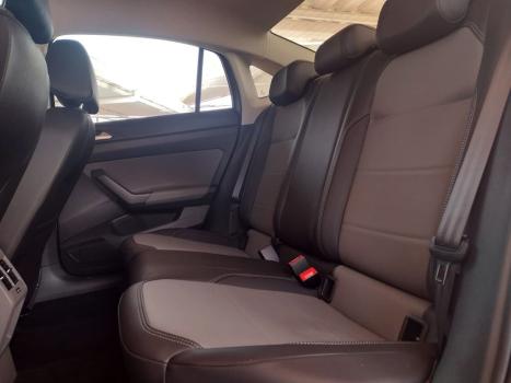 VOLKSWAGEN Virtus 1.0 4P 200 TSI FLEX HIGHLINE AUTOMTICO, Foto 6