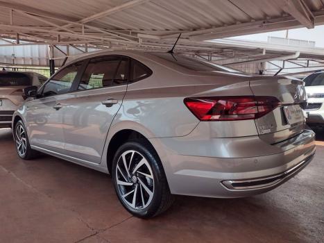 VOLKSWAGEN Virtus 1.0 4P 200 TSI FLEX HIGHLINE AUTOMTICO, Foto 10