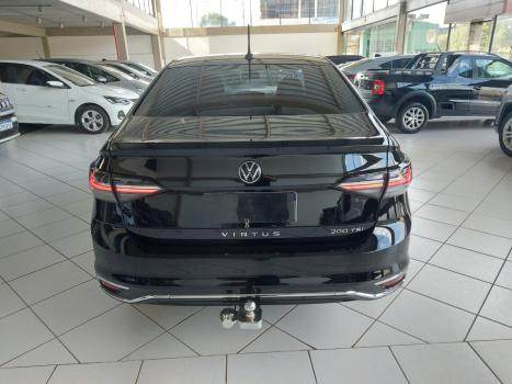 VOLKSWAGEN Virtus 1.0 4P 200 TSI FLEX COMFORTLINE AUTOMTICO, Foto 5