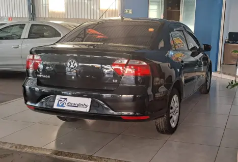 VOLKSWAGEN Voyage 1.6 4P FLEX, Foto 7