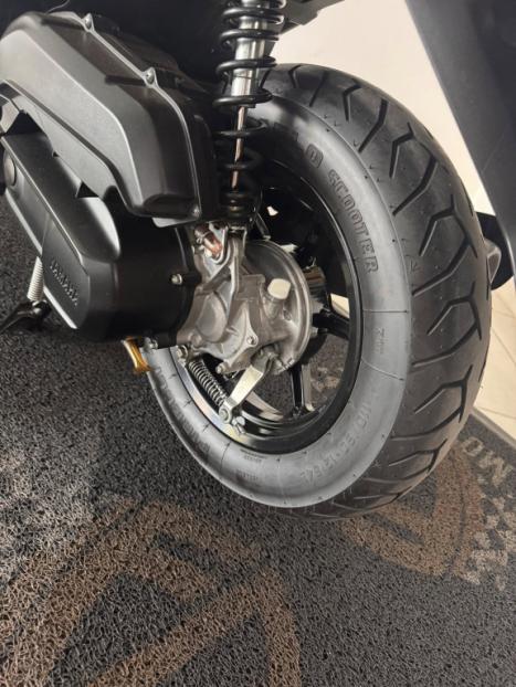 YAMAHA Fluo 125 ABS, Foto 8