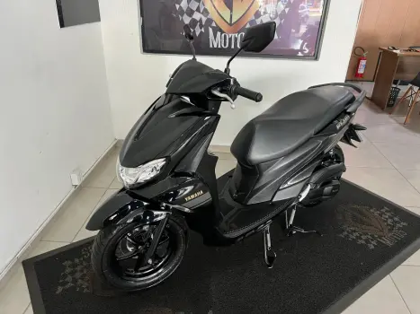 YAMAHA Fluo 125 ABS, Foto 3