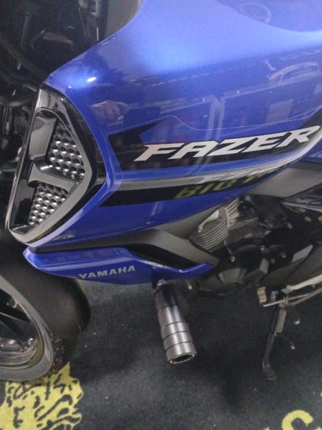 YAMAHA FZ 15 Fazer ABS, Foto 6