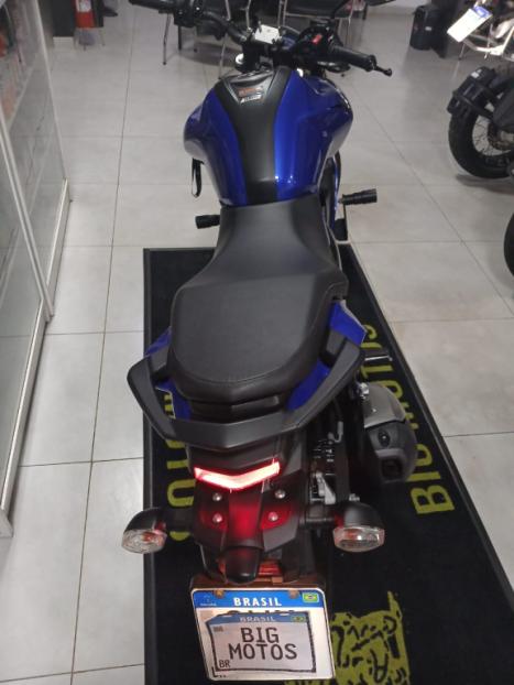 YAMAHA FZ 15 Fazer ABS, Foto 10