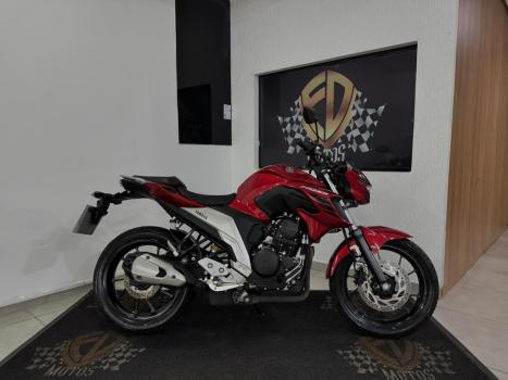 YAMAHA FZ 25 250 Fazer Flex , Foto 1