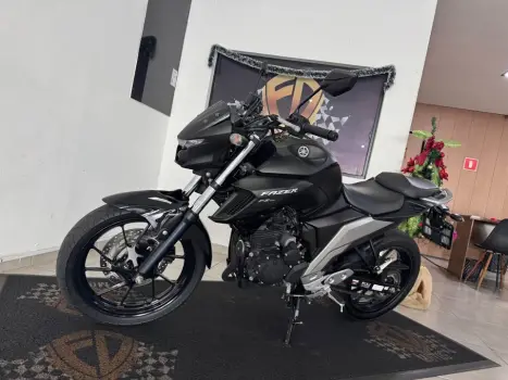 YAMAHA FZ 25 250 Fazer Flex , Foto 3