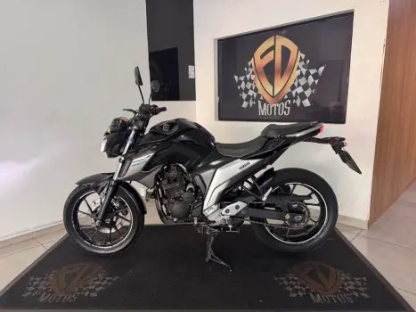YAMAHA FZ 25 250 Fazer Flex , Foto 5