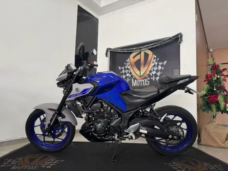 YAMAHA MT-03 300 ABS, Foto 5