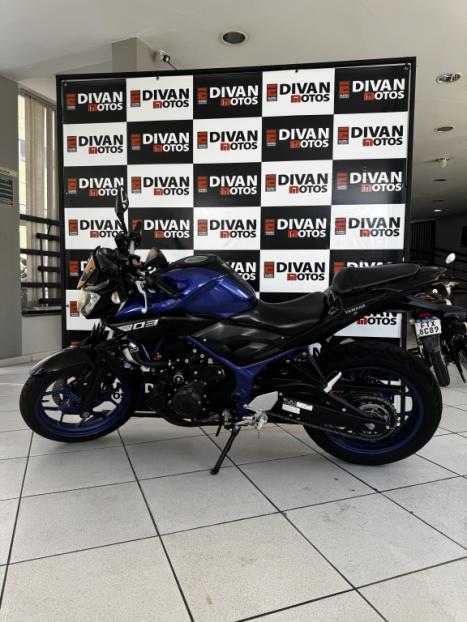 YAMAHA MT-03 300 ABS, Foto 3