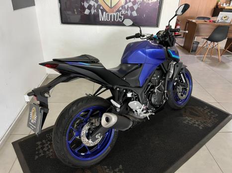 YAMAHA MT-03 300 ABS, Foto 4
