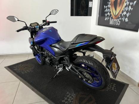 YAMAHA MT-03 300 ABS, Foto 6