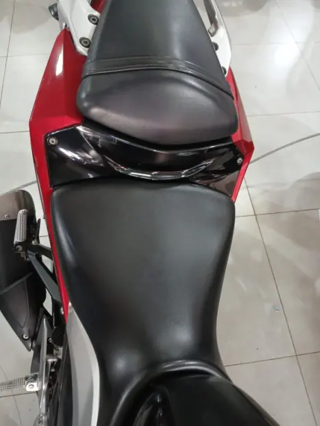 YAMAHA MT-03 300 ABS, Foto 10