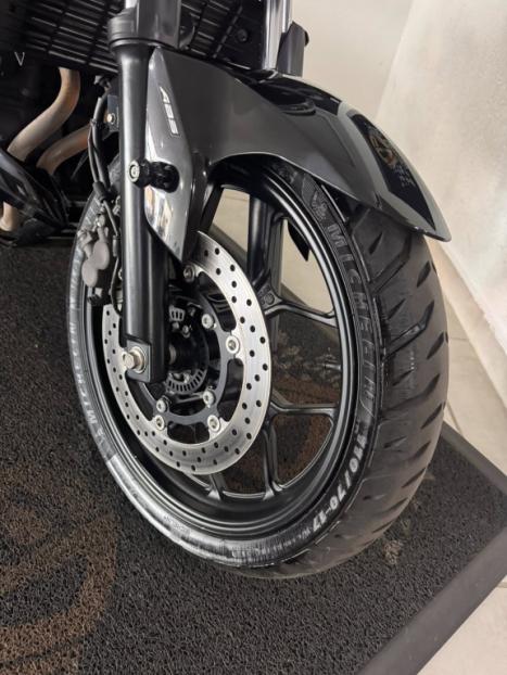 YAMAHA MT-03 300 ABS, Foto 7