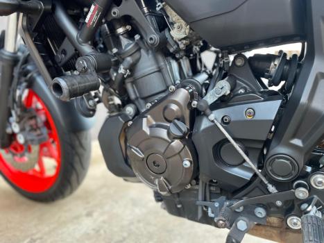 YAMAHA MT-07 700 ABS, Foto 4