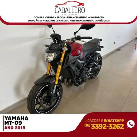 YAMAHA MT-09 850 ABS, Foto 2