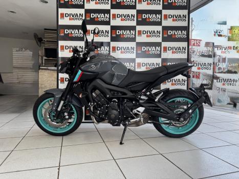 YAMAHA MT-09 850 ABS, Foto 4