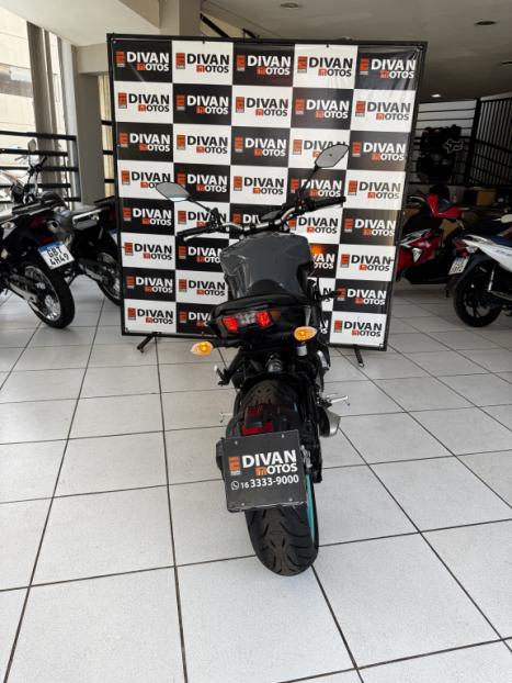 YAMAHA MT-09 850 ABS, Foto 5